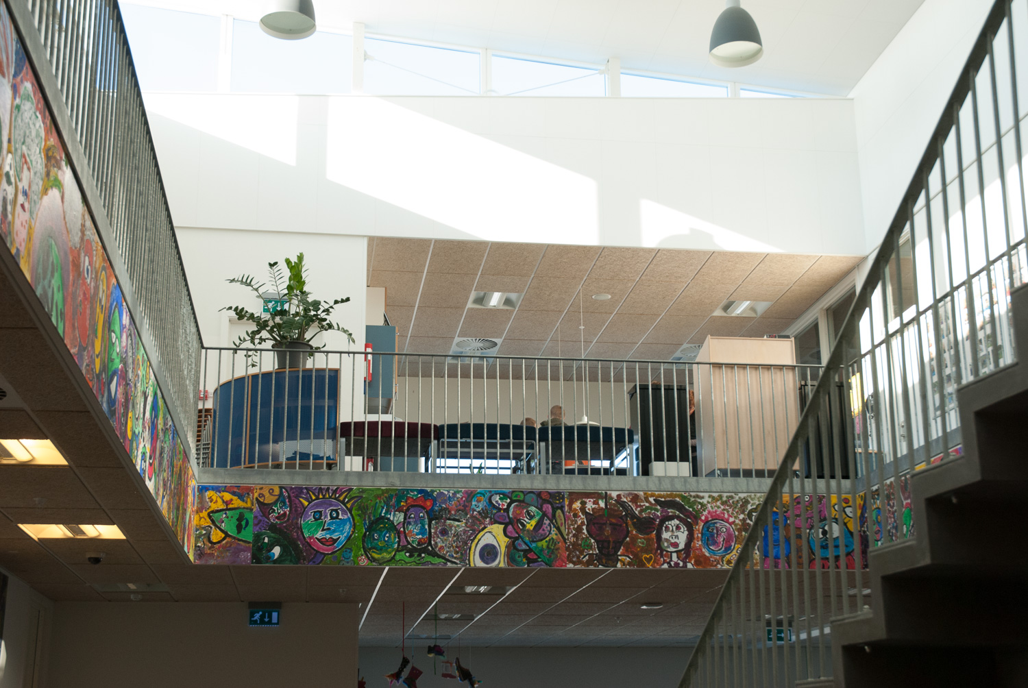 På Lisbjerg skole har de fået ventilationslofter med lav puls - det giver et indeklima med frisk luft og uden træk